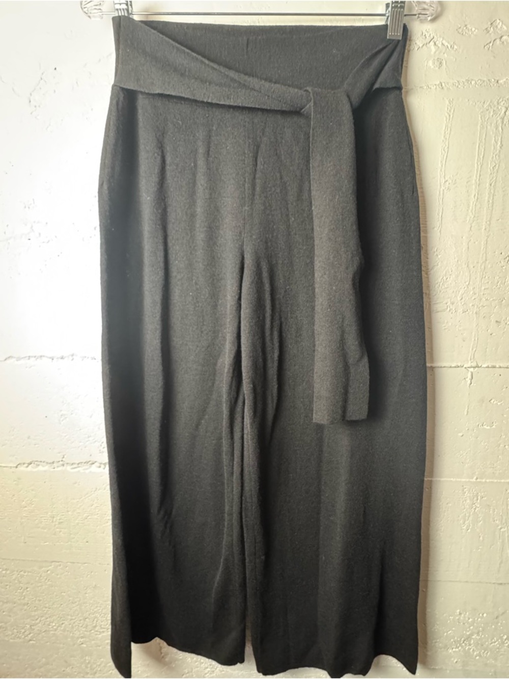 Anthropologie Moth Wide leg Crop Knit pull on pants Black Wool‎ sz S Sweater